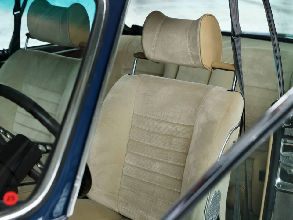 Bild 30/50 von BMW 3.0 CSi (1975)