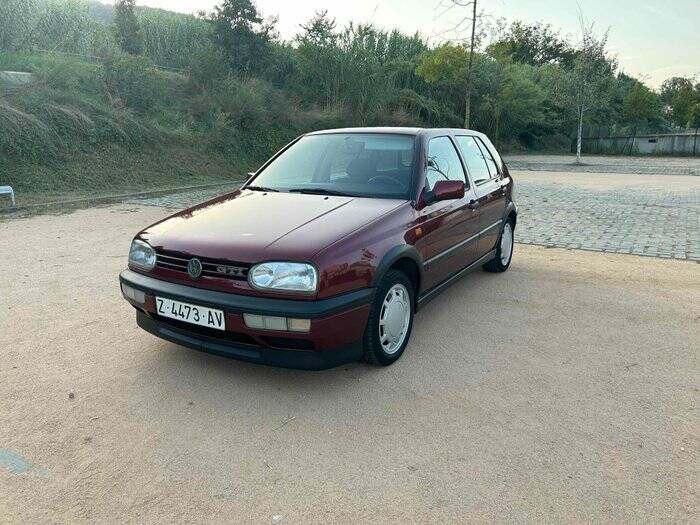 Immagine 3/6 di Volkswagen Golf III GTI 2.0 (1994)