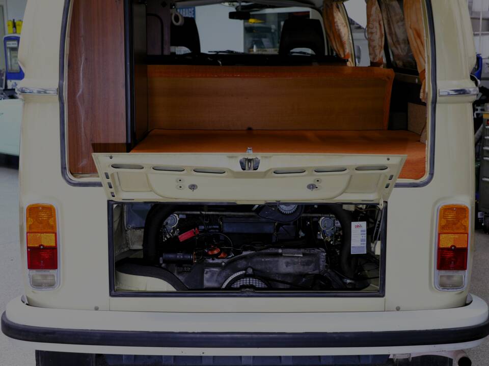 Afbeelding 32/36 van Volkswagen T2b Westfalia (1974)