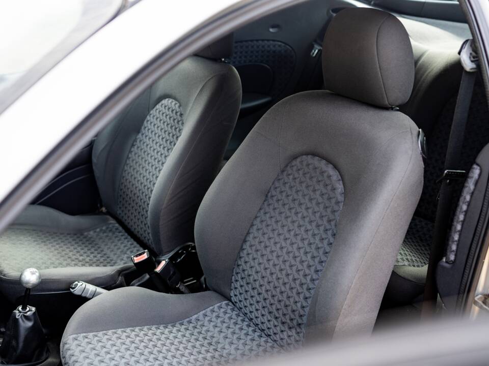 Image 35/50 of Ford Puma 1.7i 16v (2001)