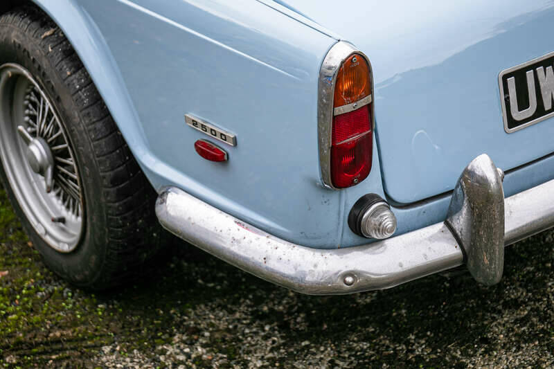 Image 24/29 of Triumph TR 5 PI (1968)