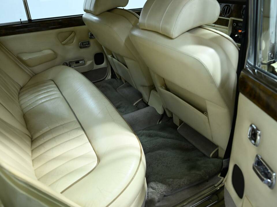 Bild 45/50 von Rolls-Royce Silver Shadow II (1980)