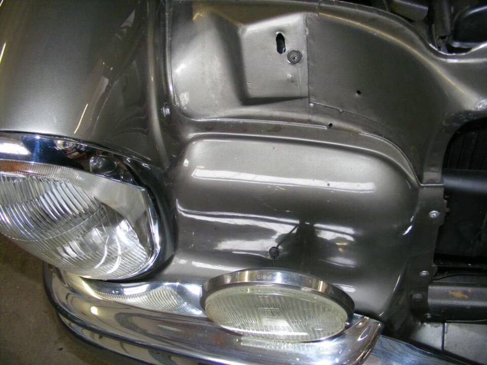 Afbeelding 54/68 van Mercedes-Benz 300 SE (1964)