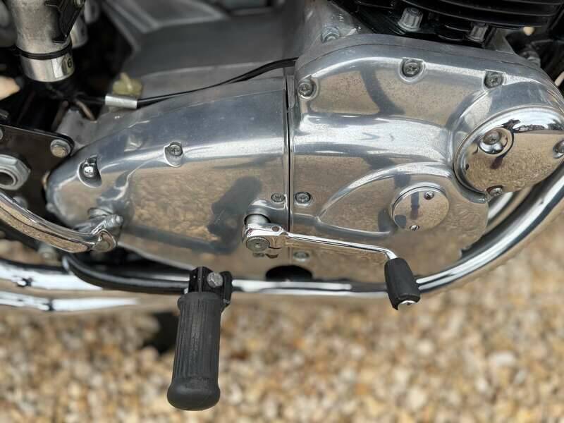 Bild 23/45 von Triumph DUMMY (1972)