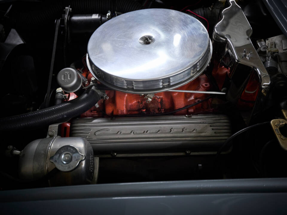 Image 52/78 of Chevrolet Corvette (1962)