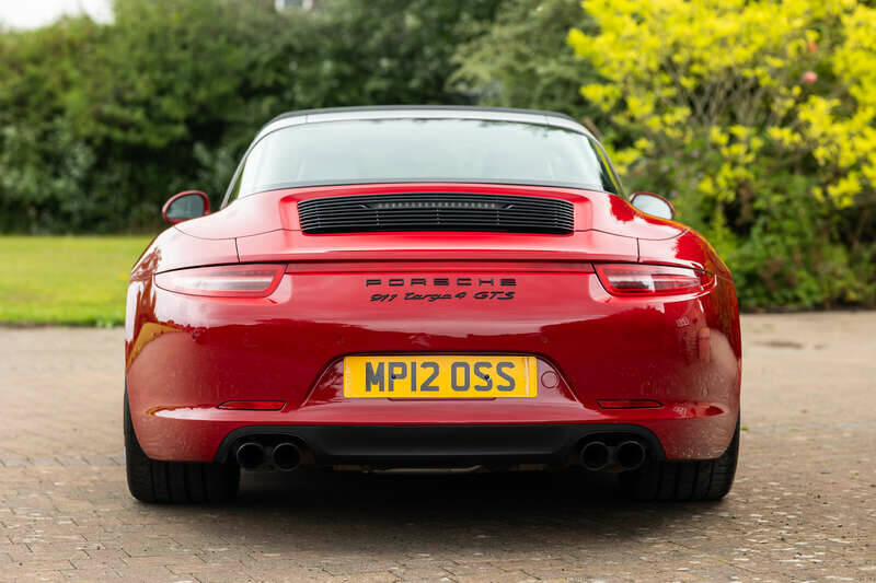 Immagine 7/50 di Porsche 911 Targa 4 GTS (2015)