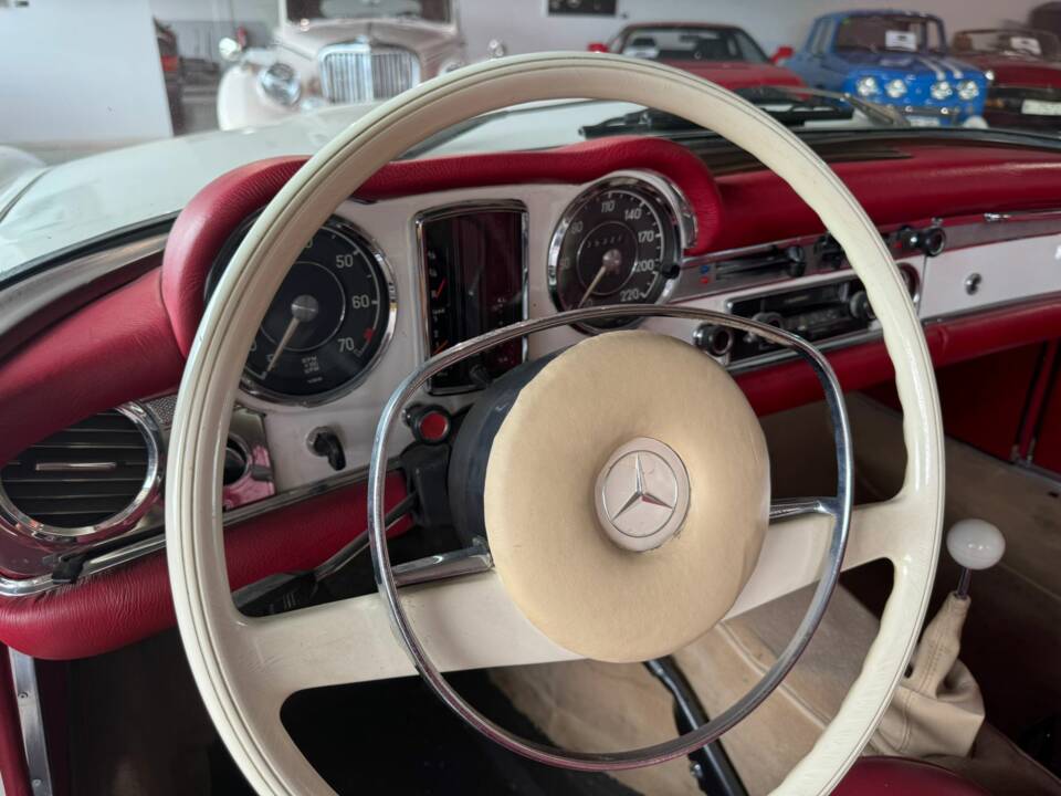 Imagen 11/15 de Mercedes-Benz 280 SL (1969)
