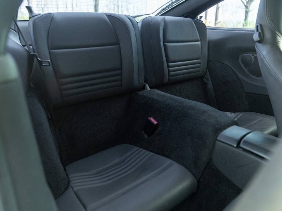 Image 24/50 of Porsche 911 Carrera 4 (1999)