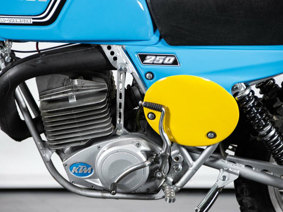 Imagen 29/50 de KTM 250 MC/GS (1977)