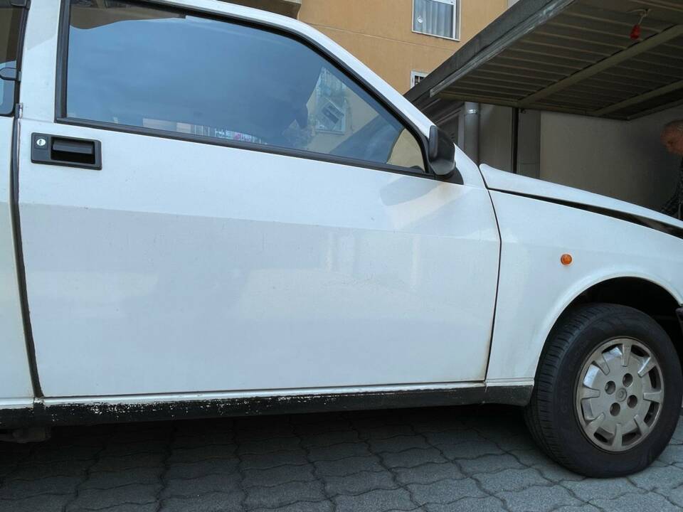 Image 2/8 of Autobianchi Y10 4WD (1989)