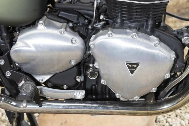 Image 25/38 of Triumph Bonneville T100 McQueen (2012)