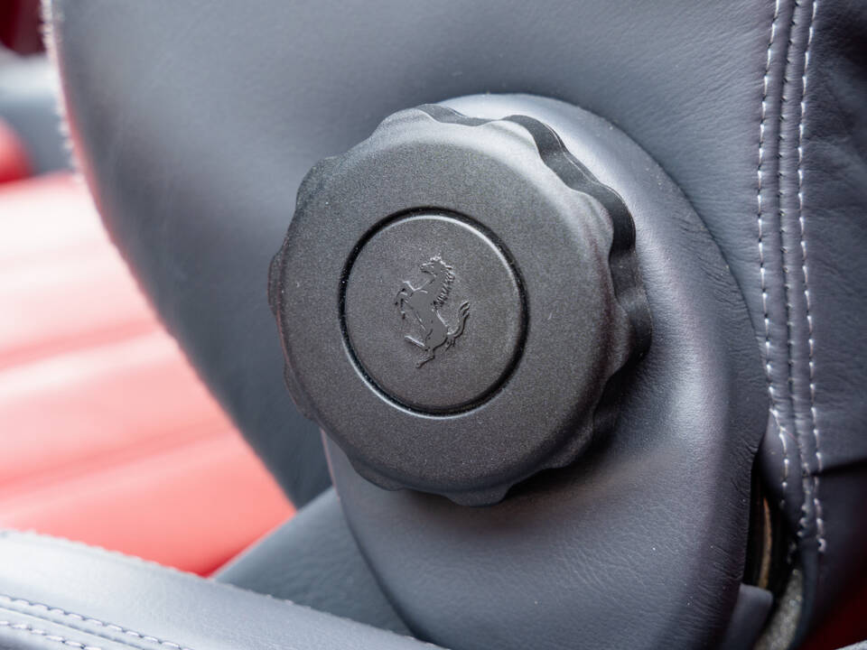 Imagen 62/89 de Ferrari F 355 Berlinetta (1996)