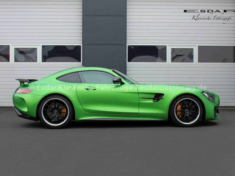 Immagine 3/35 di Mercedes-AMG GT-R (2018)