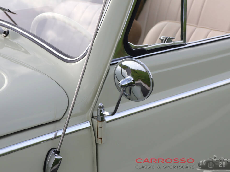 Immagine 48/50 di Volkswagen Maggiolino 1200 (1963)