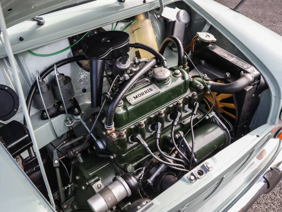 Image 20/29 of Morris Mini Van (1962)