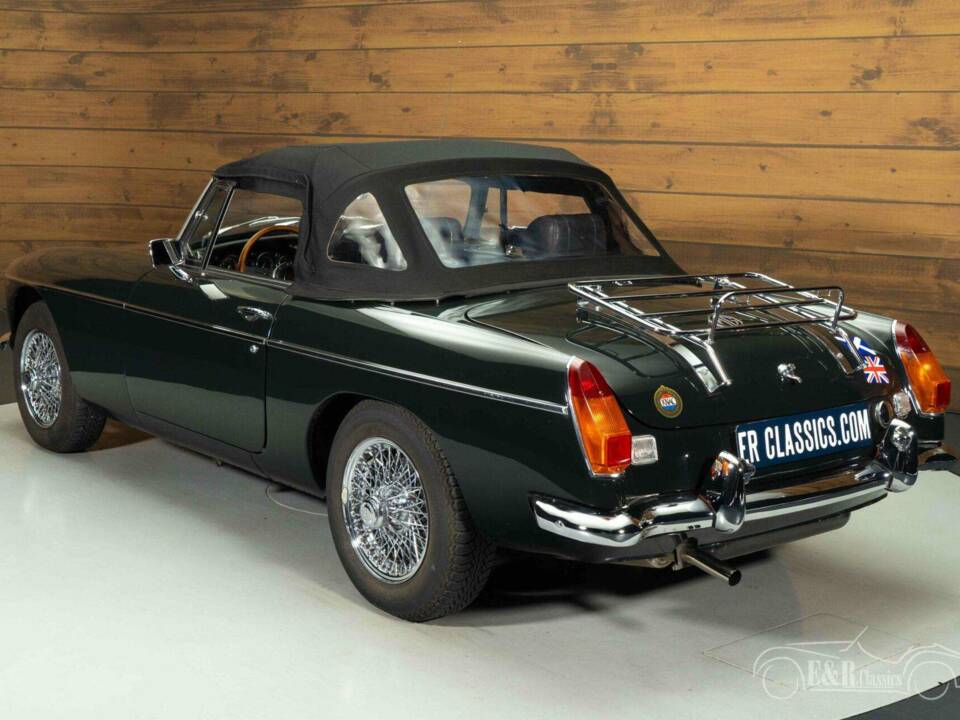 Obraz 14/19 pojazdu MG MGB (1973)