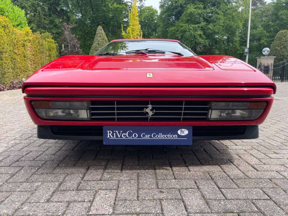 Image 9/48 of Ferrari 328 GTS (1989)