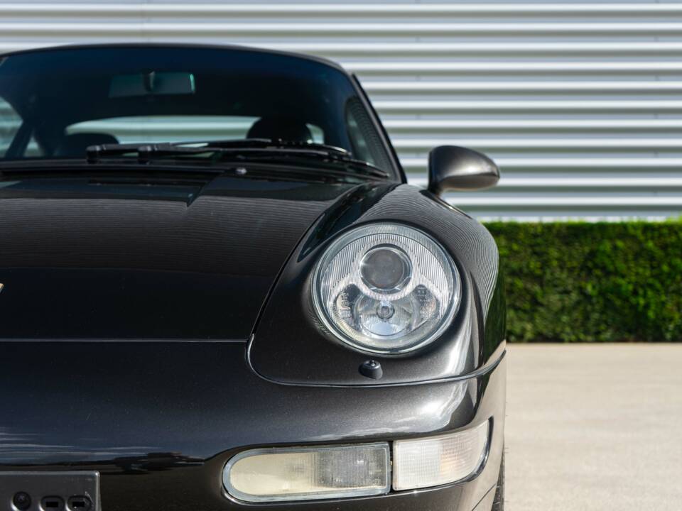 Bild 5/24 von Porsche 911 Carrera 4S (1996)