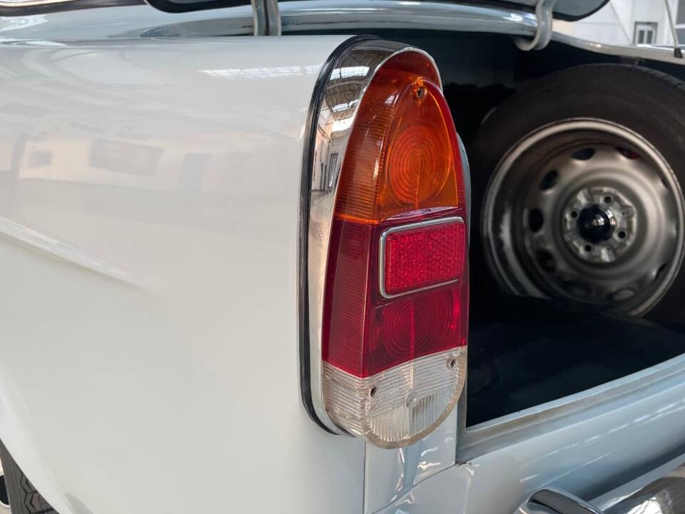Image 42/87 of Alfa Romeo Giulietta TI (1963)