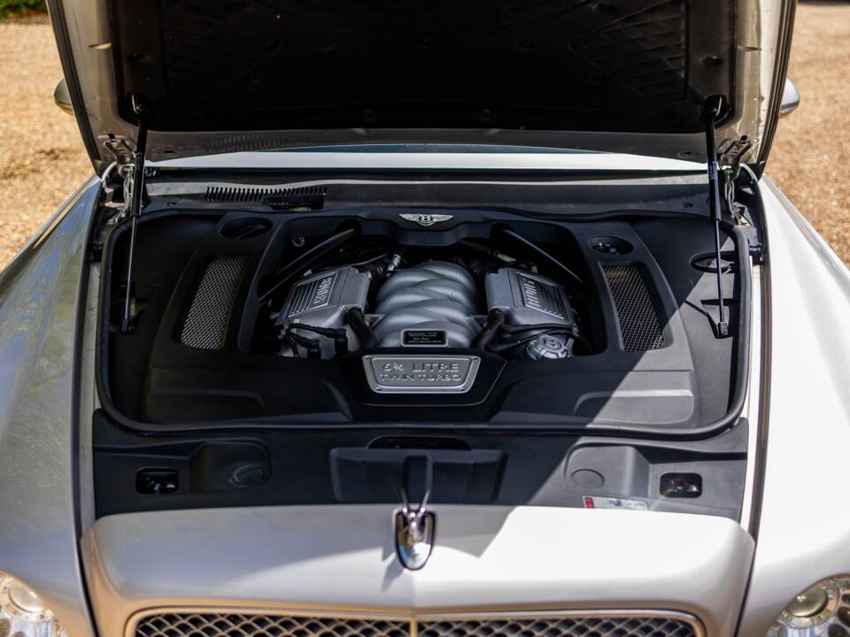 Bild 40/50 von Bentley Mulsanne (2011)