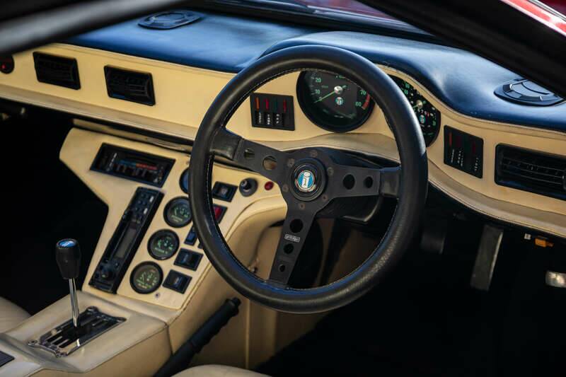 Immagine 16/50 di De Tomaso Pantera GT5 (1984)