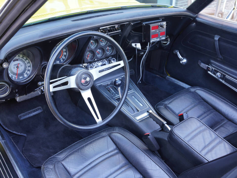 Image 3/50 of Chevrolet Corvette Stingray (1972)