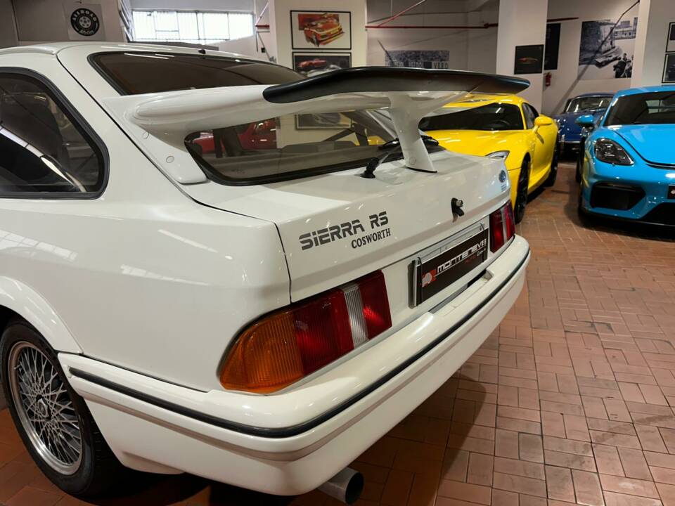 Bild 26/33 von Ford Sierra Cosworth (1987)