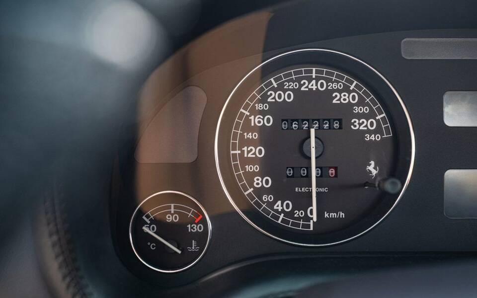 Bild 48/49 von Ferrari 550 Maranello (2000)