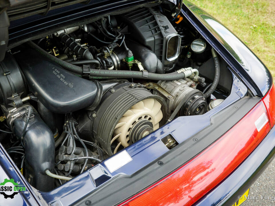 Image 57/60 de Porsche 911 Carrera (1994)