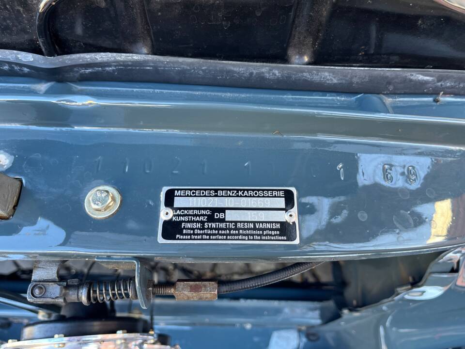 Imagen 40/65 de Mercedes-Benz 220 SE b (1961)