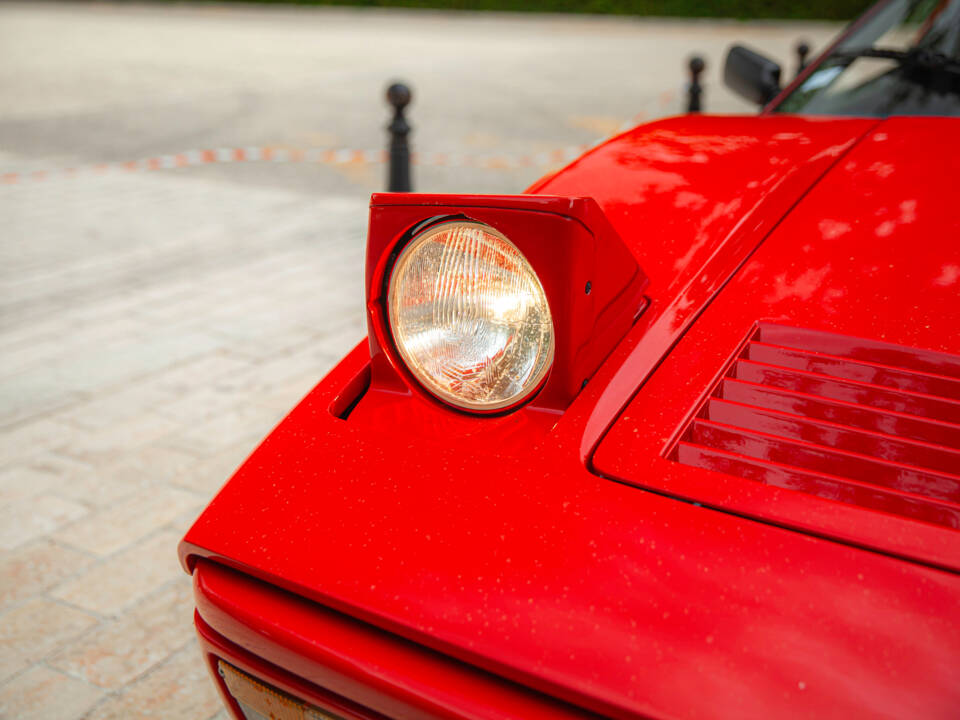 Image 19/95 of Ferrari 328 GTS (1988)