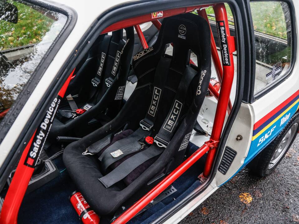 Imagen 41/44 de Peugeot 205 GTi 1.9 (1987)