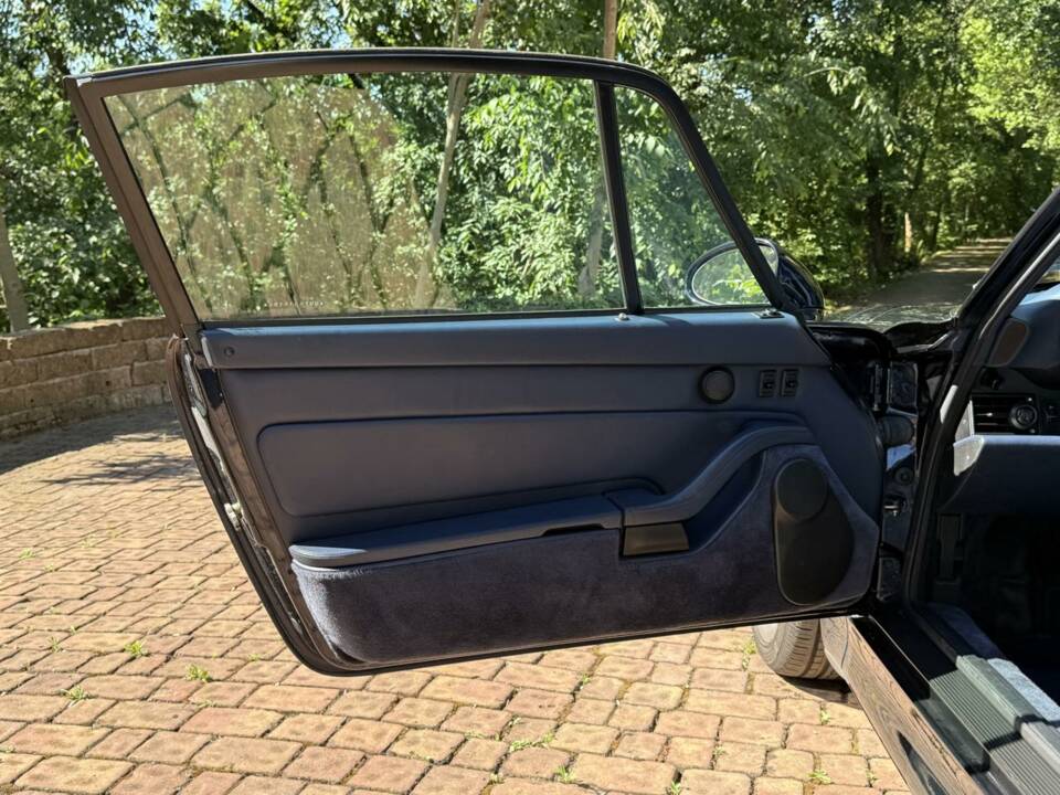 Afbeelding 30/33 van Porsche 911 Carrera 4S (1996)