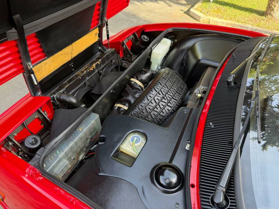 Bild 14/50 von Ferrari Mondial 3.2 (1988)