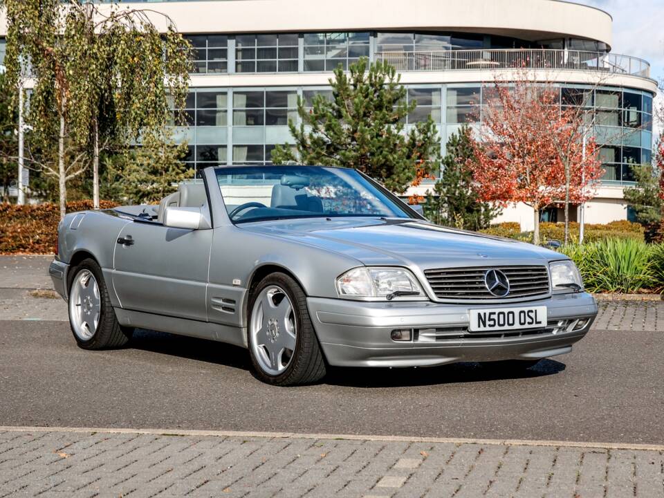 Image 1/43 of Mercedes-Benz SL 500 (1996)