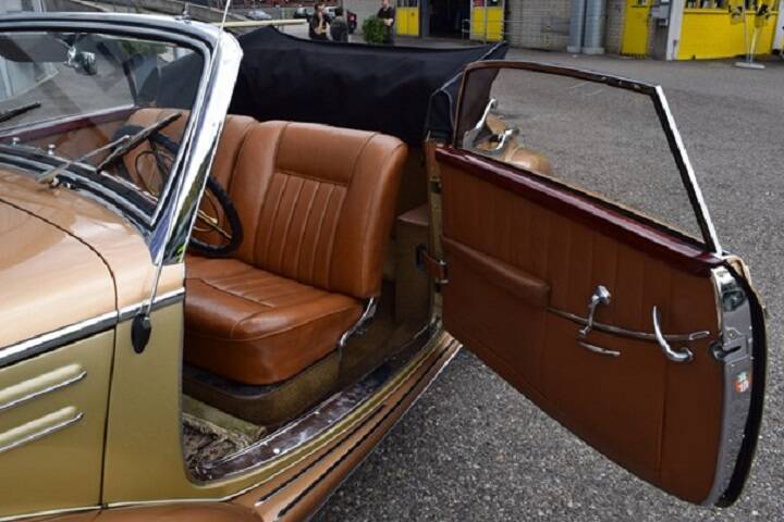 Bild 6/12 von Mercedes-Benz 220 Cabriolet A (1952)