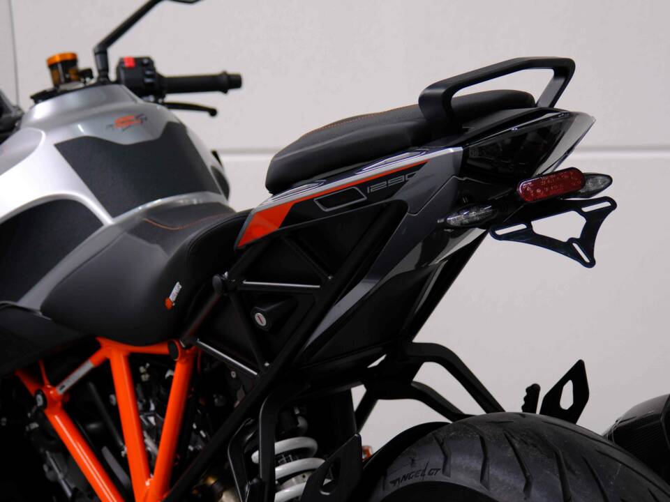 Image 66/99 de KTM 1290 Super Duke R (2018)