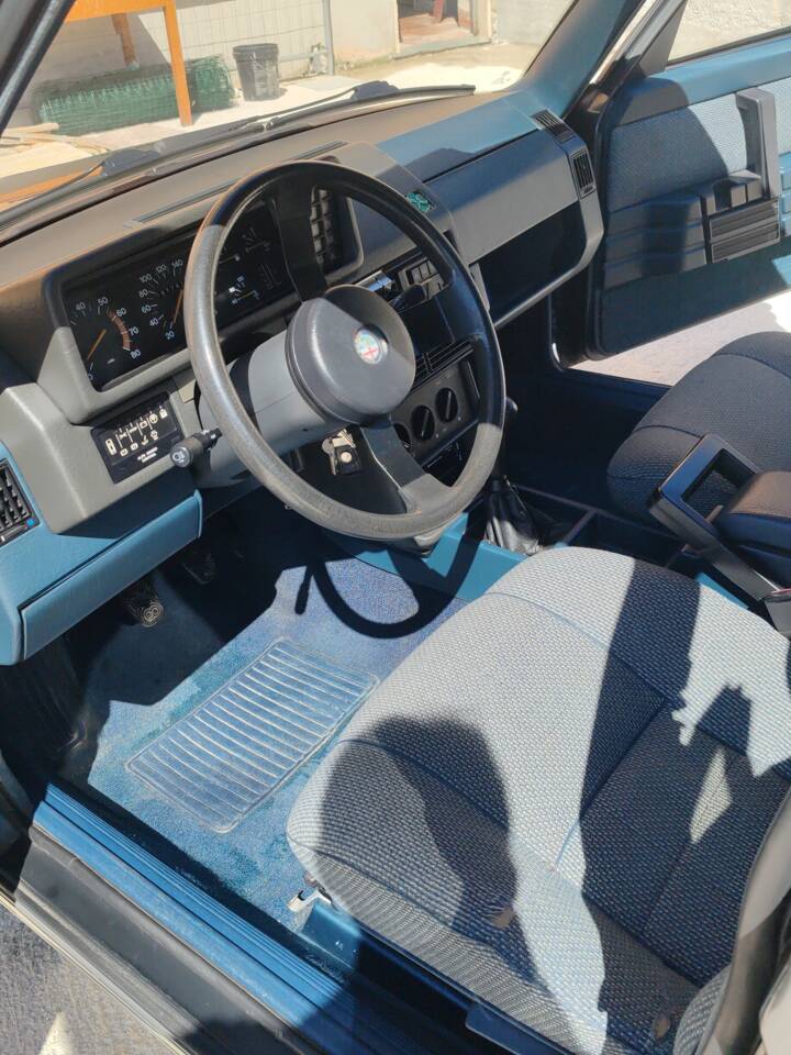 Image 25/31 of Alfa Romeo 90 2.0 (1984)
