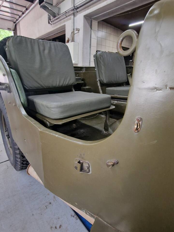 Bild 15/109 von Hotchkiss M 201 (1962)