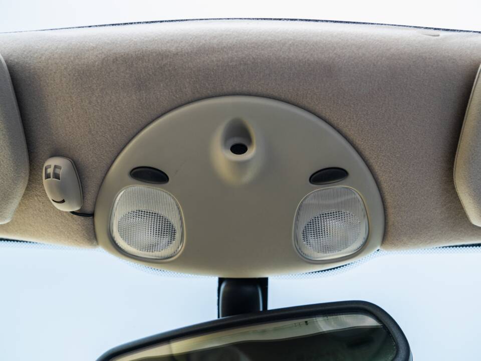 Image 52/91 de Jaguar XK8 4.0 (2000)