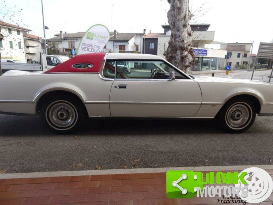 Image 1/10 de Lincoln Continental Mark IV (1976)