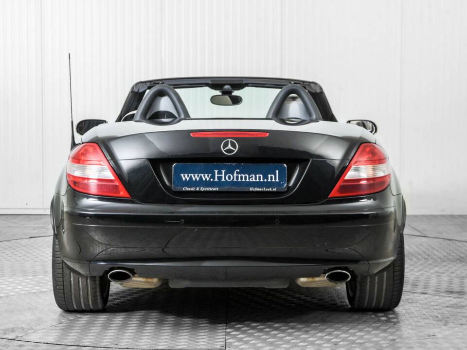 Bild 14/50 von Mercedes-Benz SLK 280 (2005)