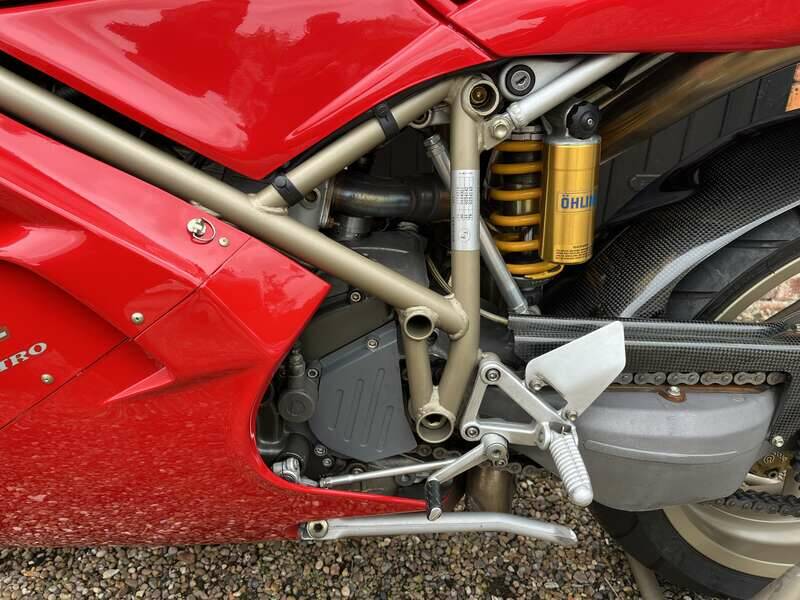 Image 3/31 of Ducati DUMMY (1997)