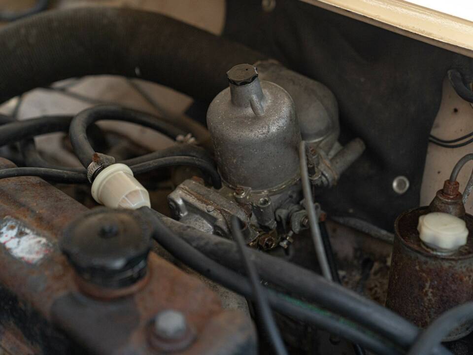 Image 43/47 of Innocenti Mini Cooper 1300 (1974)