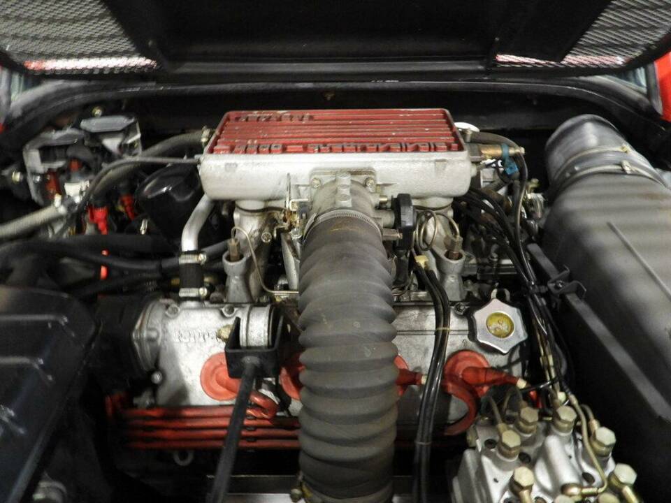 Image 10/15 de Ferrari 328 GTB (1987)