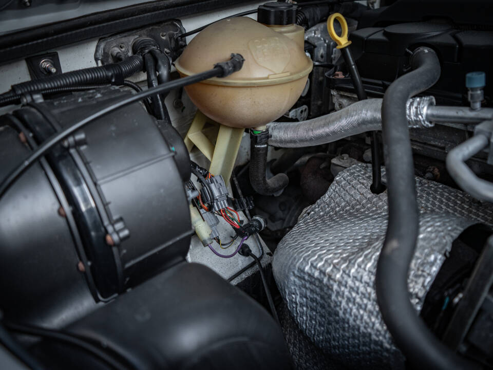 Image 65/66 of Land Rover Defender 90 TD4 (2007)