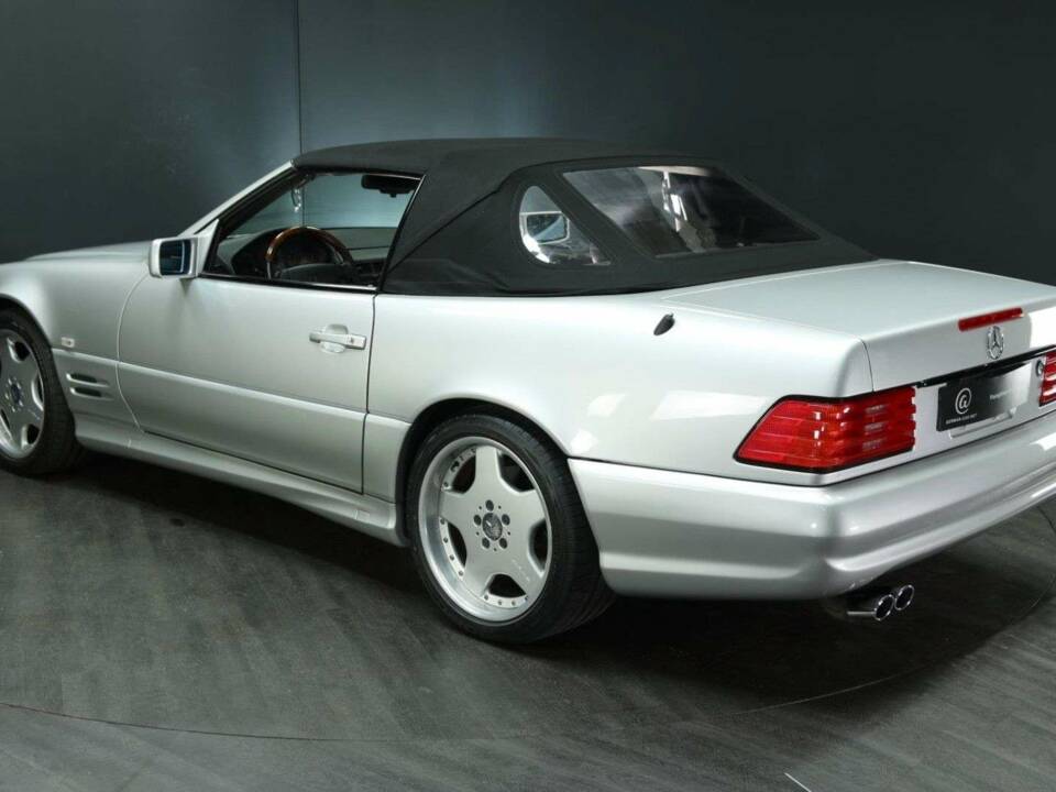 Image 6/30 of Mercedes-Benz SL 600 6.0 AMG (1996)