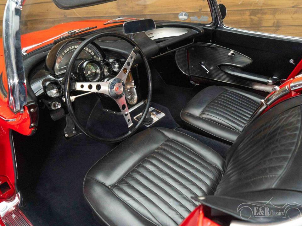Bild 2/19 von Chevrolet Corvette (1961)