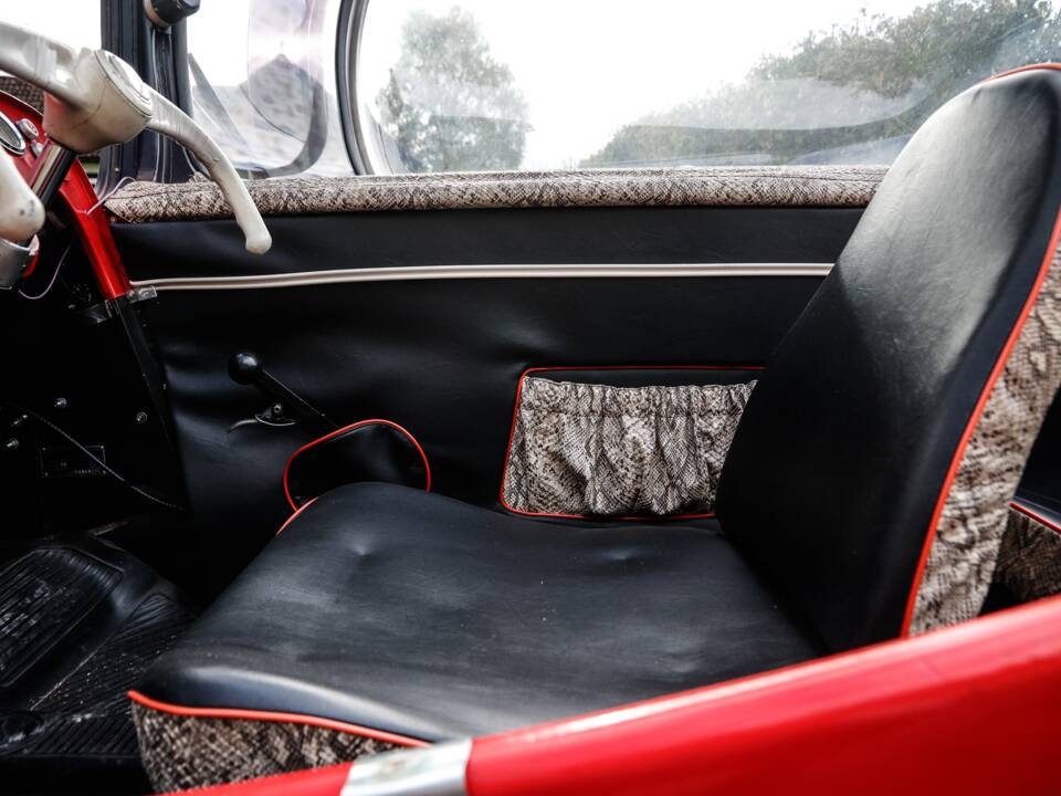 Image 24/32 of Messerschmitt / FMR KR 200 (1959)