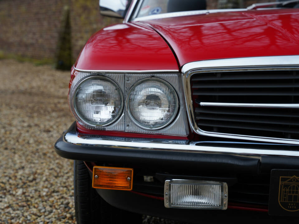 Image 29/50 of Mercedes-Benz 280 SL (1982)